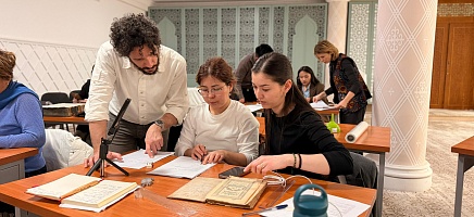 Президент Архивінің мамандары архивтік құжаттарды қалпына келтіру бойынша халықаралық оқудан өтуде фото галереи 1